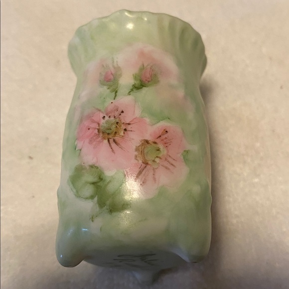 Porcelain vintage small vase or toothpick holder - Picture 2 of 4